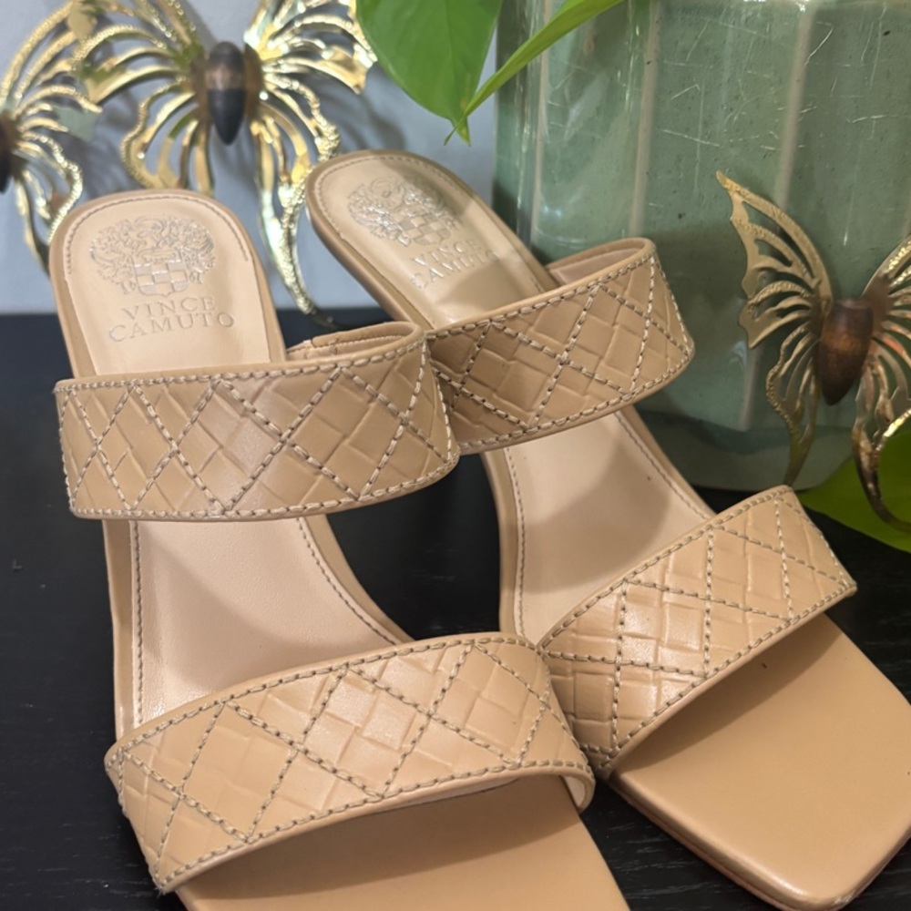 Vince Camuto Cream Tan Quilted Strap Heels